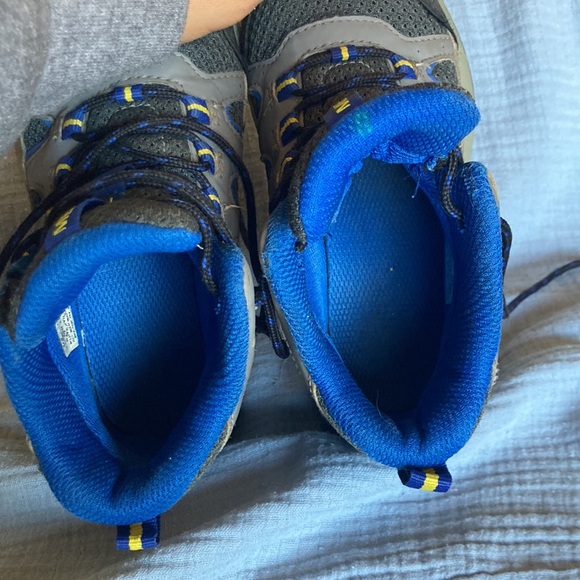 Merrell unisex high quality hiking boots size 11 - Picture 3 of 7